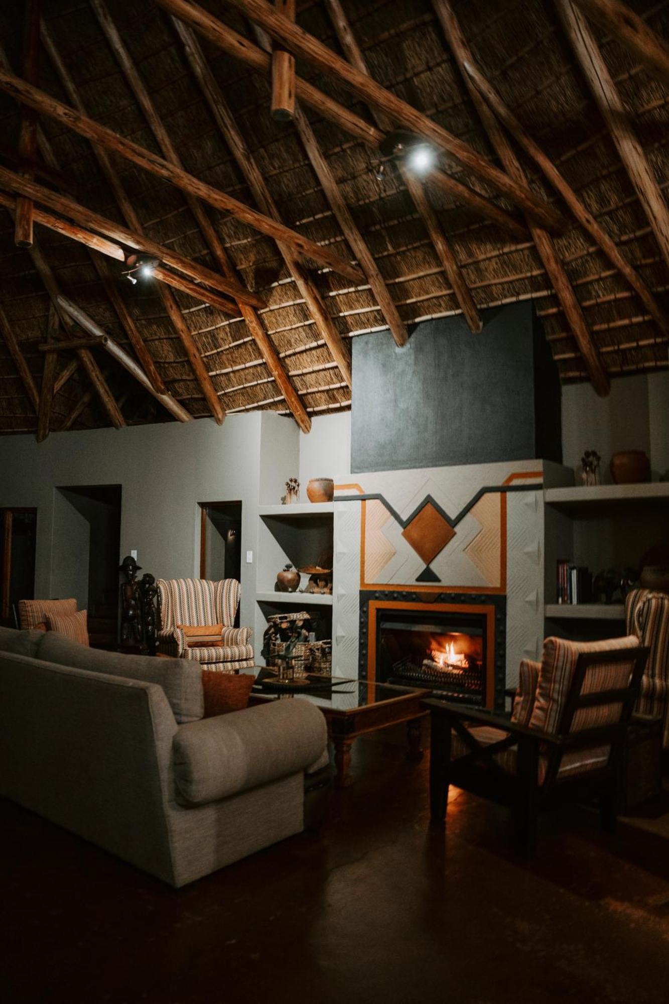 Matingwe Lodge Hartbeestfontein ภายนอก รูปภาพ